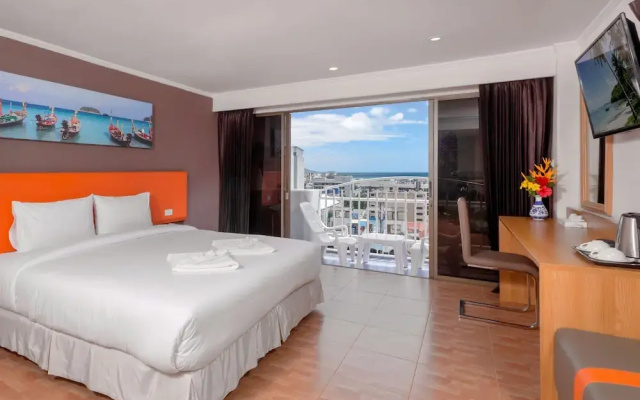 patong 7days hotel premium