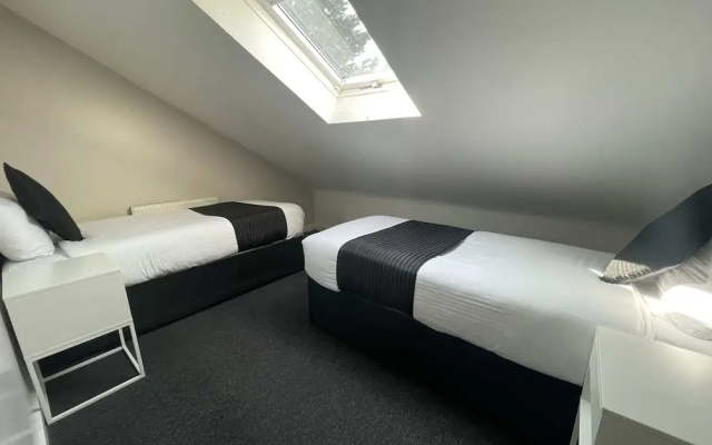 Mays Apartments