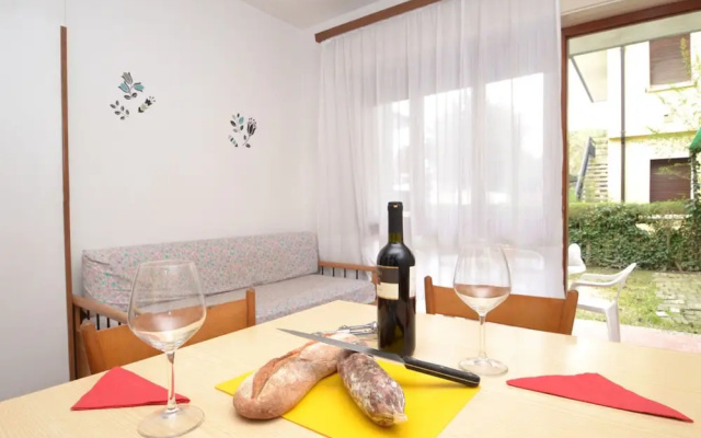 Comfy Flat 80m From the Beach - Beahost
