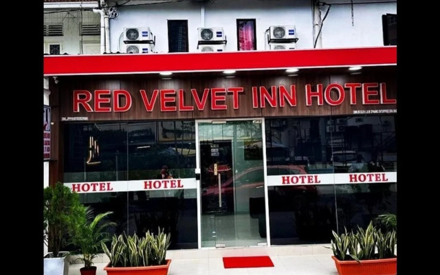 Red Velvet Inn Hotel