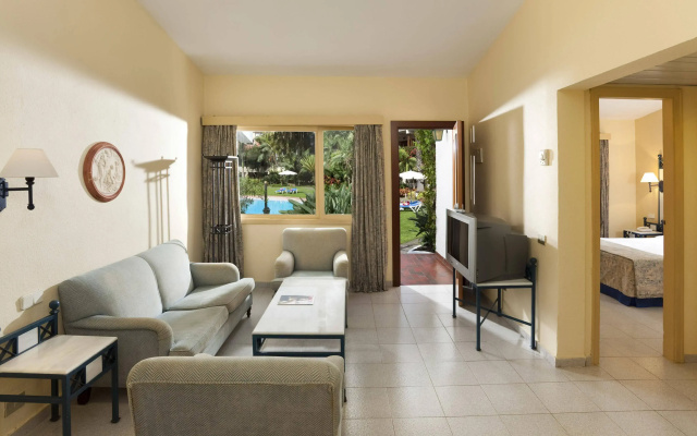 Radisson Resort & Residences Tenerife - Adults Only