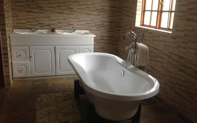 La Picasso Guesthouse