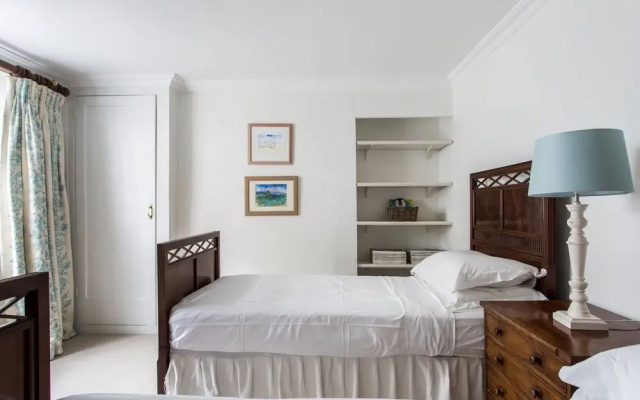 First Street II by Onefinestay