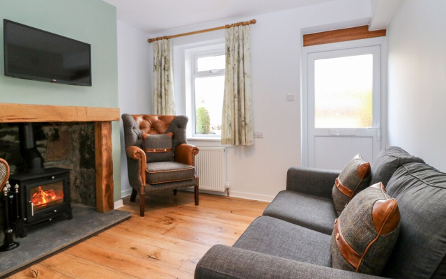 Gairnlea Cottage
