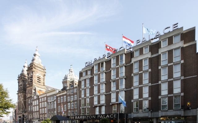 Отель NH Collection Amsterdam Barbizon Palace Нидерланды, Амстердам - 4 отзыва об отеле, цены и фото номеров - забронировать отель NH Collection Amsterdam Barbizon Palace онлайн вид на фасад