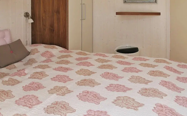 Cozy Holiday Home in Vaeggerlose With Whirlpool