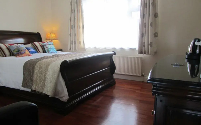 Edencrest Bed  Breakfast