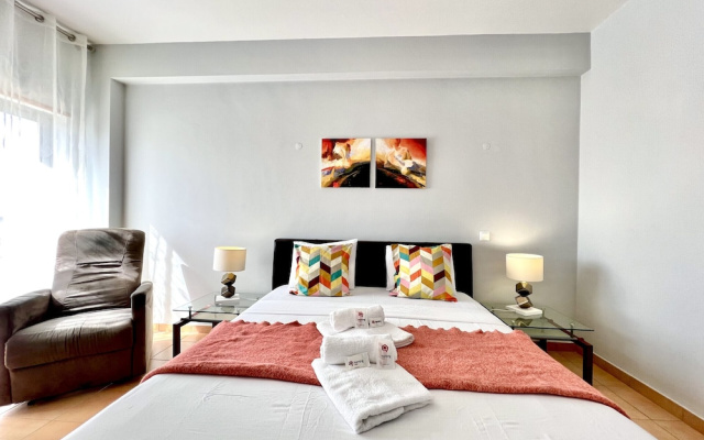 Lagos SUN & Beach Apartment by Homing