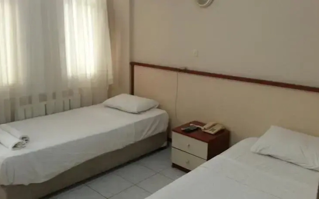 Cahit Han Hotel