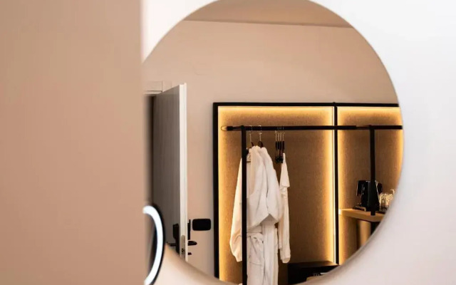 Neapolis 21 Suites, Premium Key Collection