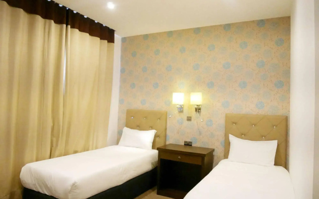 Grand Sapphire Hotel & Banqueting