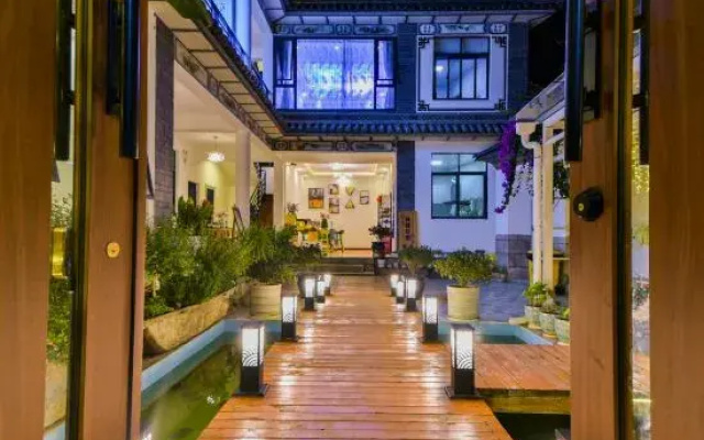 Gusheng Yard Inn