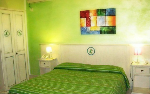 Ariadimari Hotel