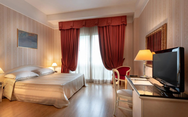 Hotel President