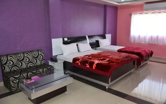 Grand Hotel Vinayak