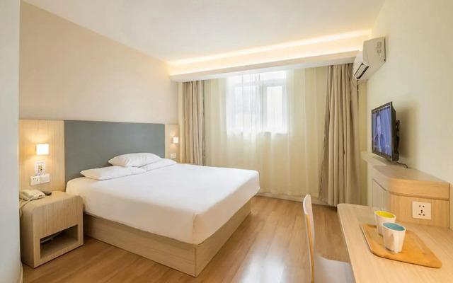 Hanting Hotel Chishui Guifu Golden Street