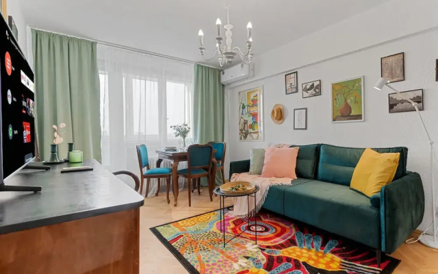 1BDR Apartment Perla Sky