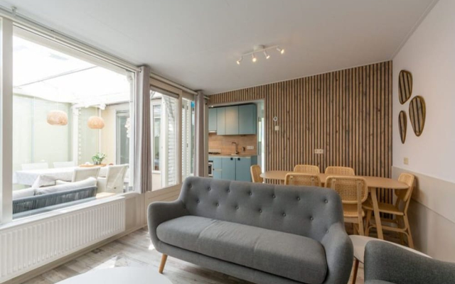 Spacious Duinland 188 Home for 7-people