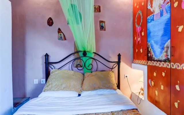 The Traditional Homes of Crete - Almond Tree Villas