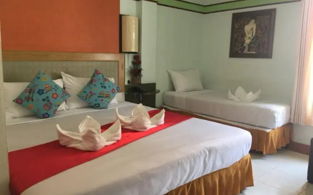 Polkadot Cafe Hotel