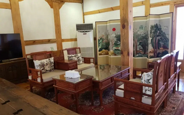 Korea Palace Hotel