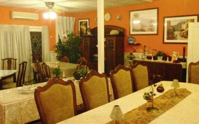 The Inn At The Shore