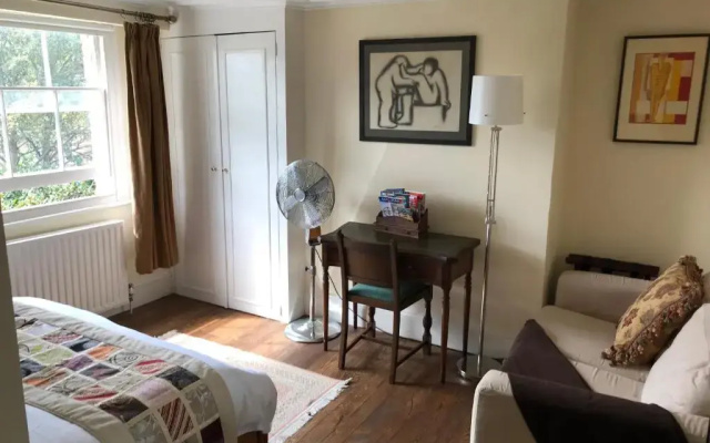 Griffin House Holiday Apartments