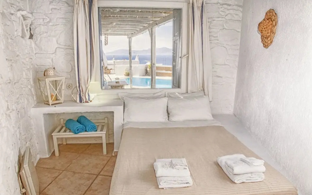 Mykonos Hippy Luxury