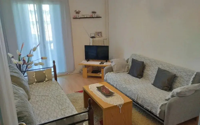 Apartment - Sleeps 4 & Free Parking