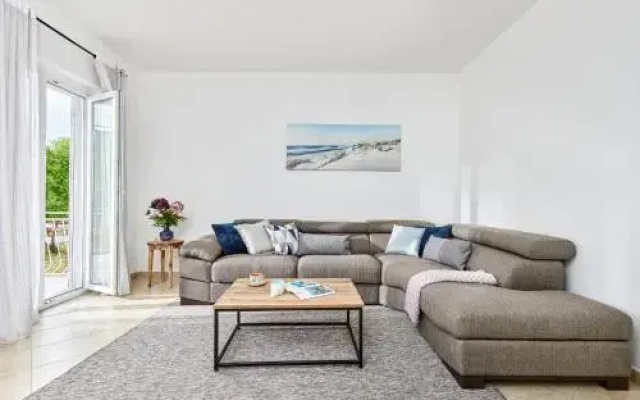 Waikiki Beach House