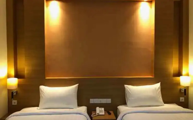 Lcr Hotel