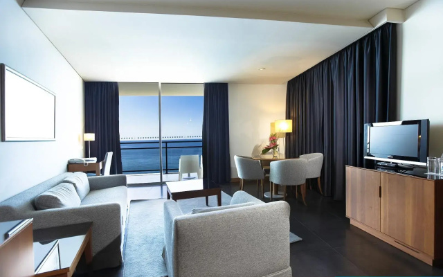 Курортный отель Vidamar Resort Madeira