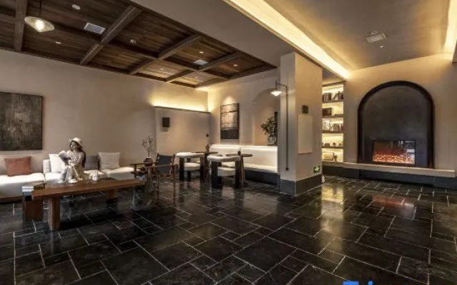 Weining Yuduo Hotel