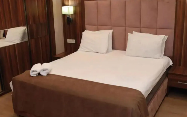 Pilot Apart Hotel