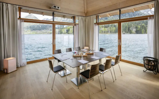 TAUROA Seehotel Grundlsee