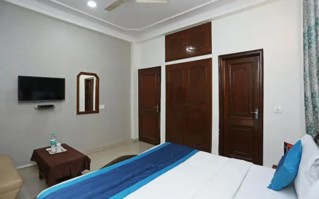 Sareen Villa