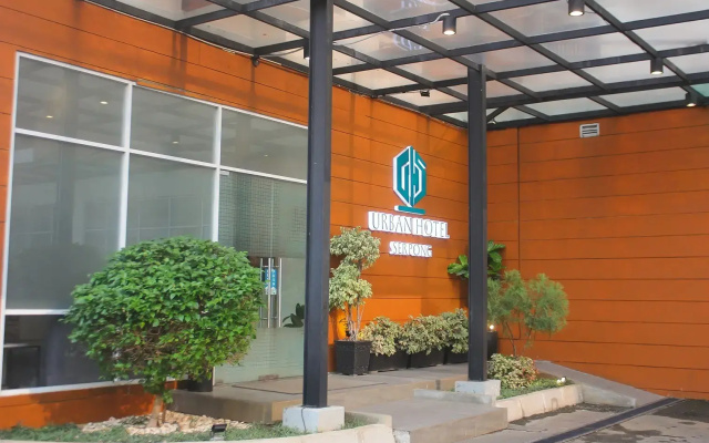 Urban Express HomTel Serpong