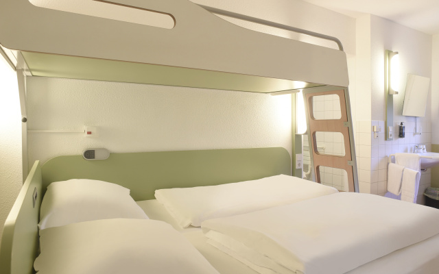B&B HOTEL Rostock-Broderstorf