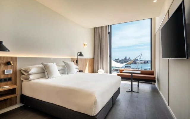 LIVVO Lumm Hotel 