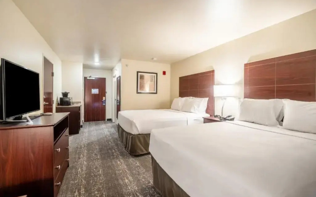 Cobblestone Inn & Suites - Pine Bluffs