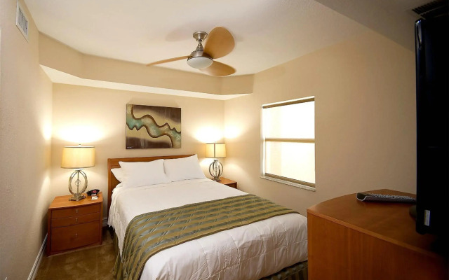 Crystal Palms Beach Resort