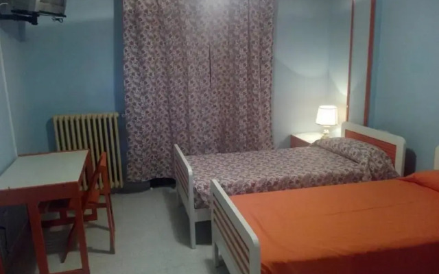 Hostal Restaurante Tanis