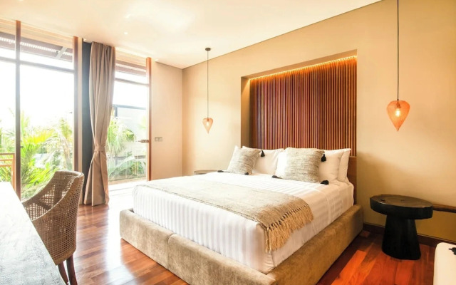 Luxury 6BR Canggu 400m to Finns Beach