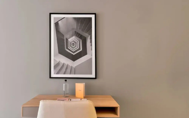 w Majestic 1BR w/ Superb Balcony in Unicentro
