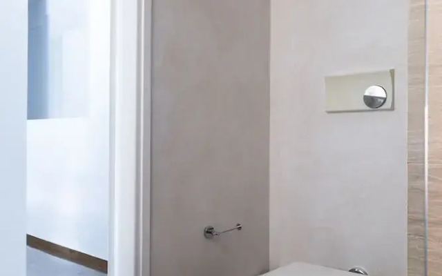 UPSTREET Adorable 2 Bedroom Apartment near Kallimarmaro Stadium