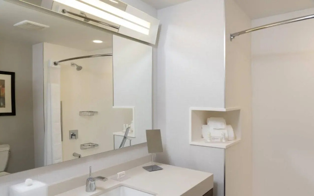 Courtyard by Marriott Cleveland Elyria
