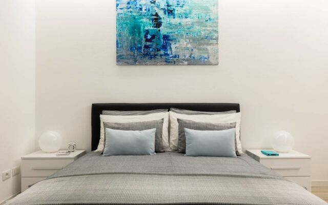 Апартаменты Piermarini Flexyrent Apartment вид на фасад