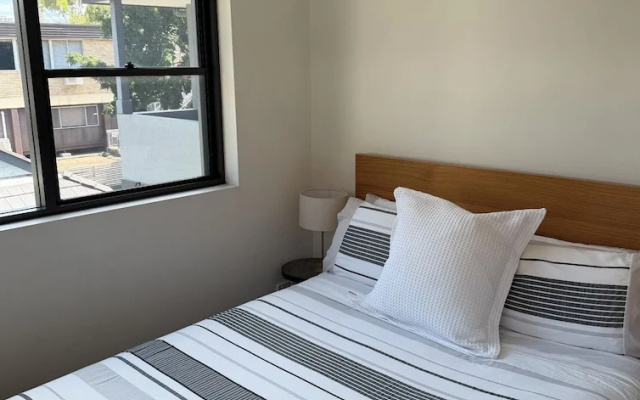 Manly 3 Bedroom Home - Upper Duplex