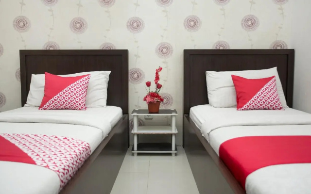 OYO 819 Bumi Mas Guest House