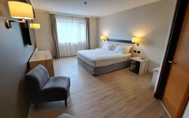 Hotel Diego de Almagro Castro